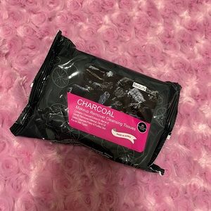 Makeup remover wipes